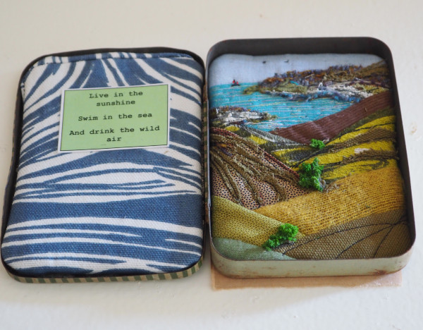 Various Designs - Medium  Tin
